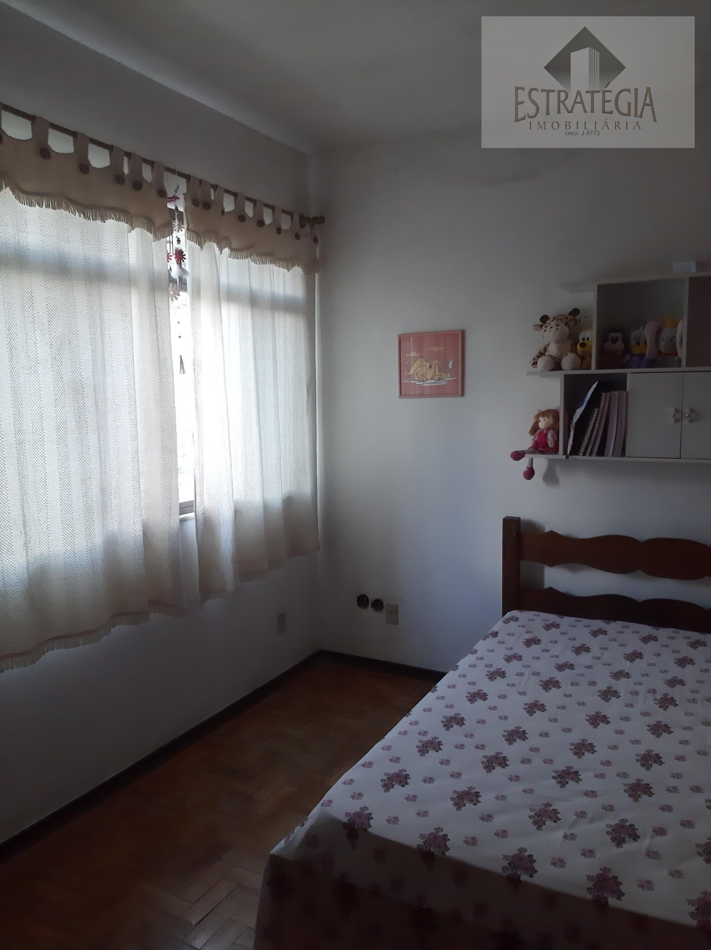 Casa à venda com 5 quartos, 1 suíte, 3 vagas e 464m² no Independência, Petrópolis (RJ) — foto 7 de 13
