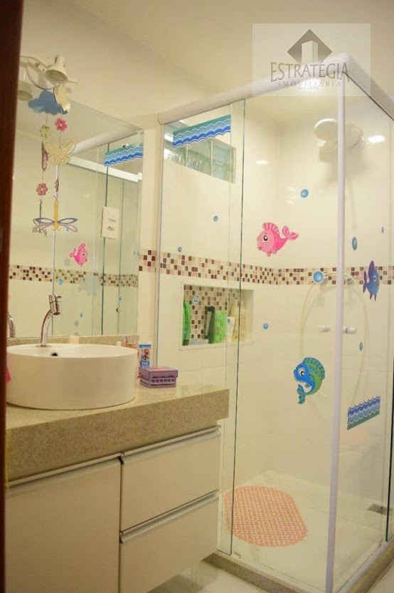 Casa à venda com 4 quartos, 3 suítes, 4 vagas e 110m² no Cascatinha, Petrópolis (RJ) — foto 16 de 25