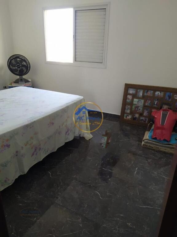 Casa à venda com 3 quartos, 1 suíte, 2 vagas e 90m² no Vila Tupi, Praia Grande (SP) — foto 9 de 21