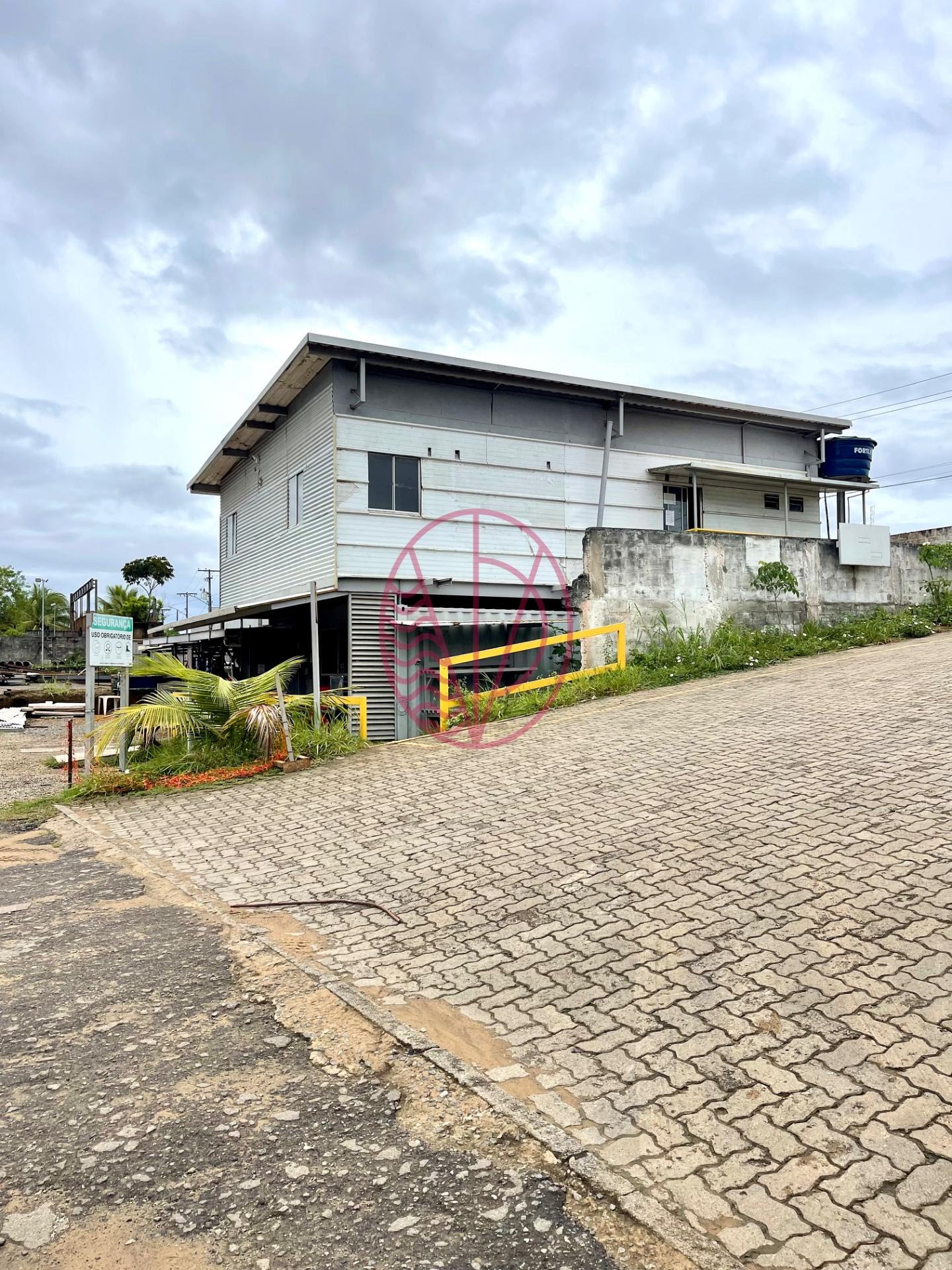 Comercial à venda com 5 banheiros e 1300m² no Cia Sul, Simões Filho (BA) — foto 16 de 30