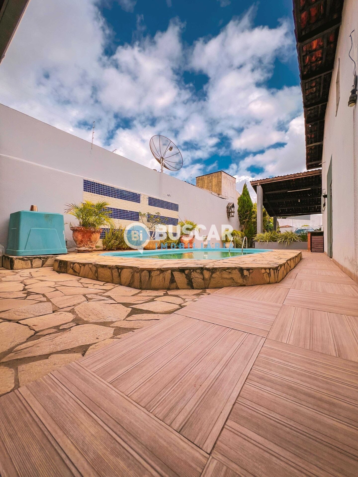 Casa à venda com 3 quartos, 2 suítes, 6 vagas e 360m² no Lagoa Salgada, Feira de Santana (BA) — foto 25 de 30