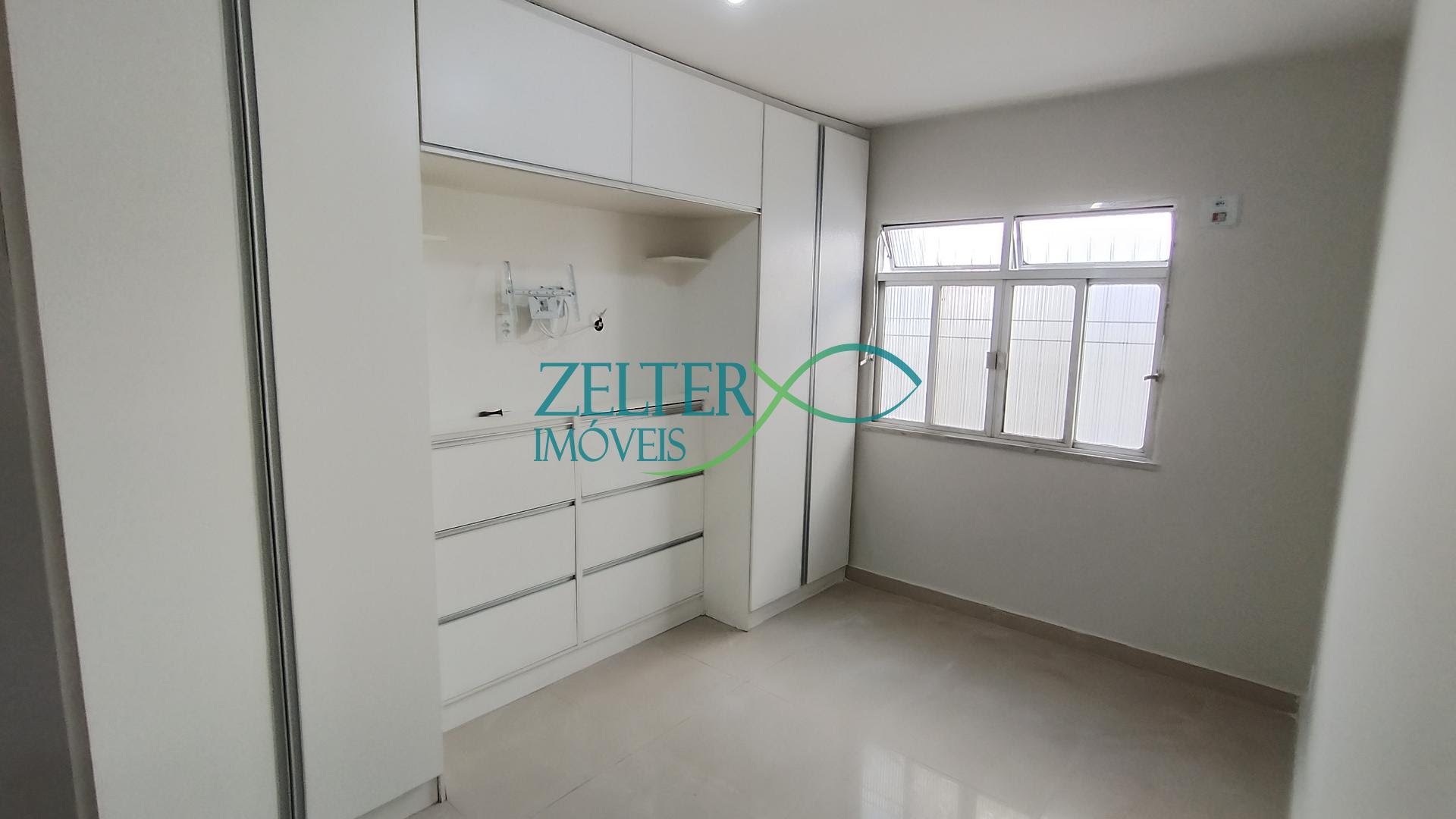 Casa à venda com 2 quartos, 2 banheiros e 100m² no Brás de Pina, Rio de Janeiro (RJ) — foto 14 de 19