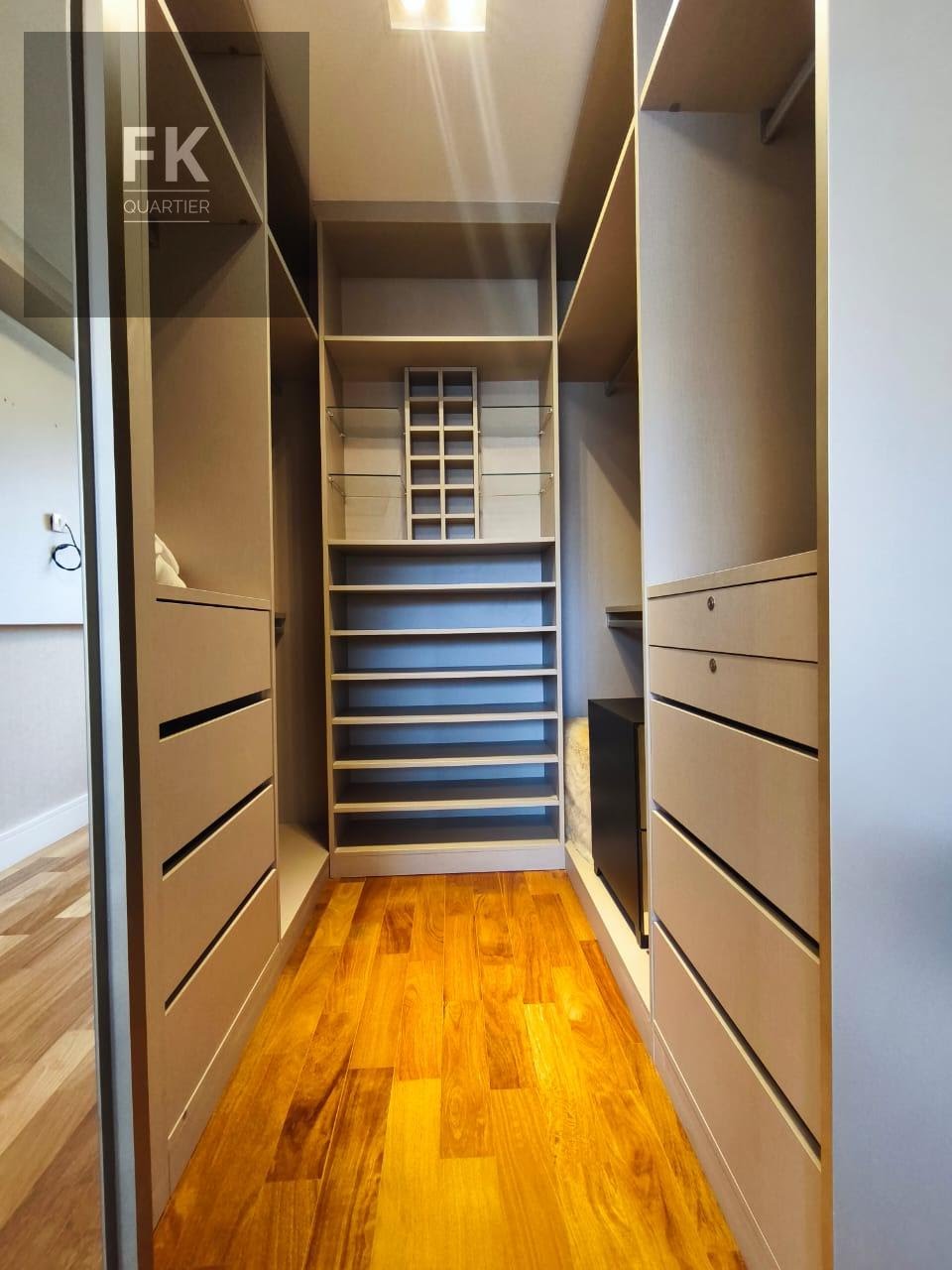 Apartamento para alugar com 3 quartos, 3 suítes, 3 vagas e 140m² no Tamboré, Santana de Parnaíba (SP) — foto 9 de 14