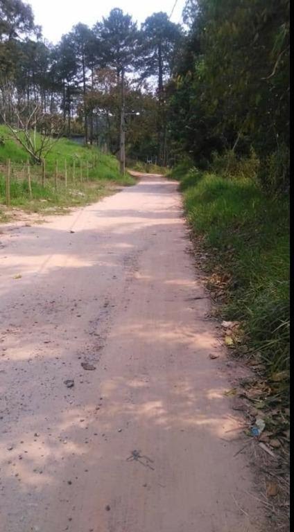 Terreno à venda com 1014m² de terreno no Vista Alegre, Arujá (SP) — foto 2 de 2
