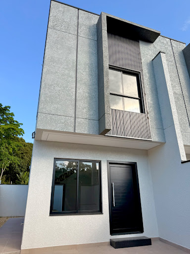 Casa em Bairro Rio Pequeno  -  Camboriú