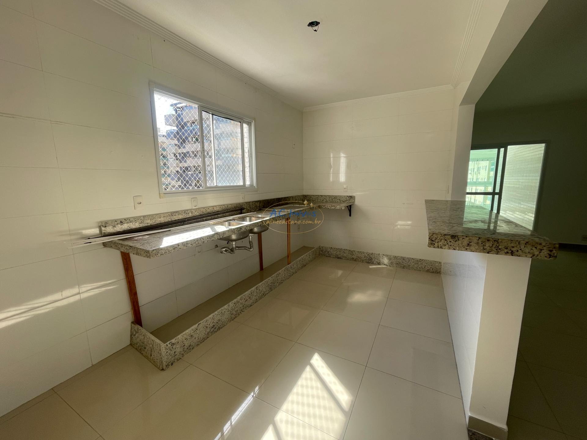 Apartamento à venda com 3 quartos, 3 suítes, 2 vagas e 172m² no Vila Tupi, Praia Grande (SP) — foto 13 de 30