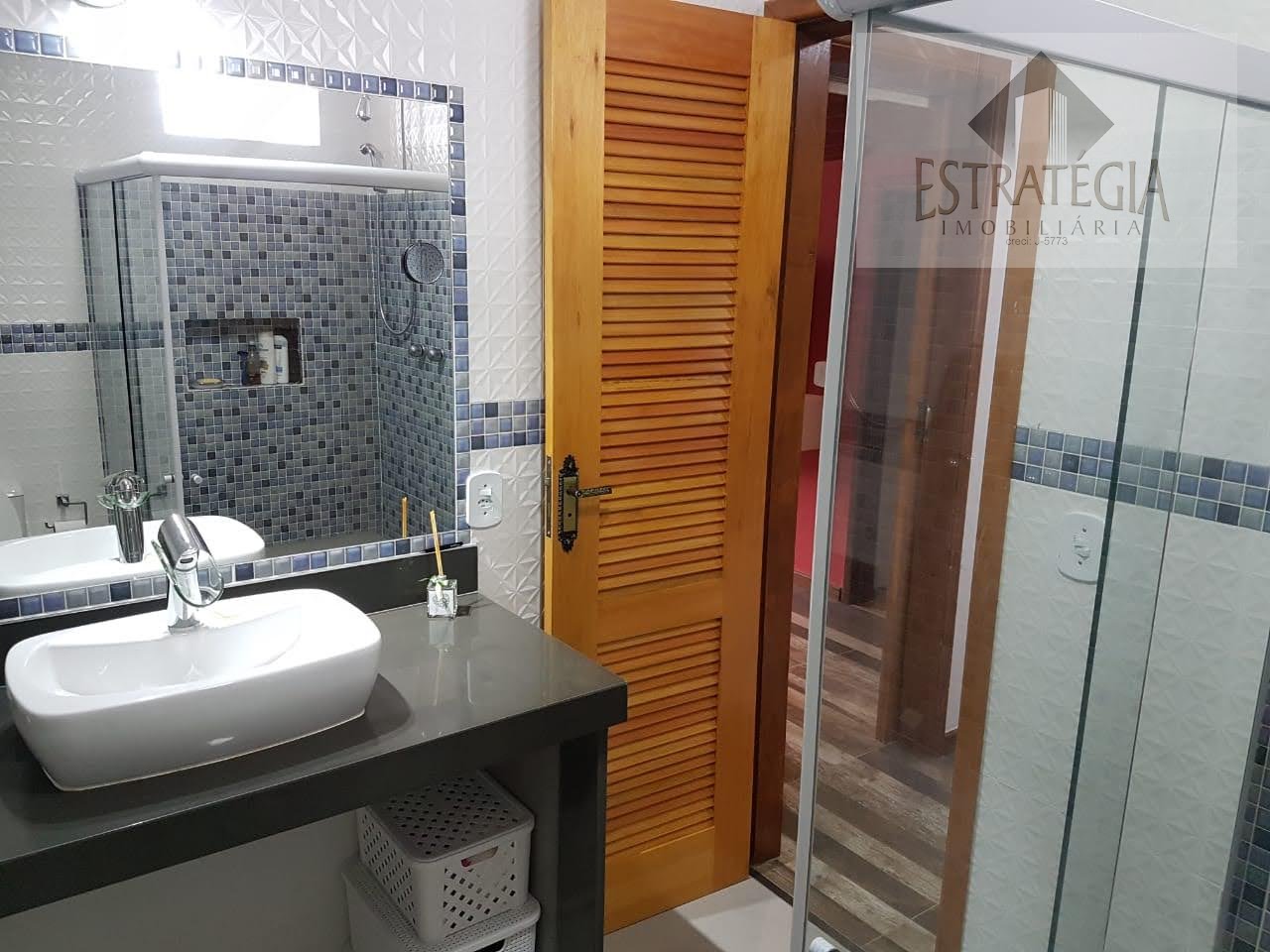Casa à venda com 3 quartos, 1 suíte, 4 vagas e 225m² no Bingen, Petrópolis (RJ) — foto 28 de 30