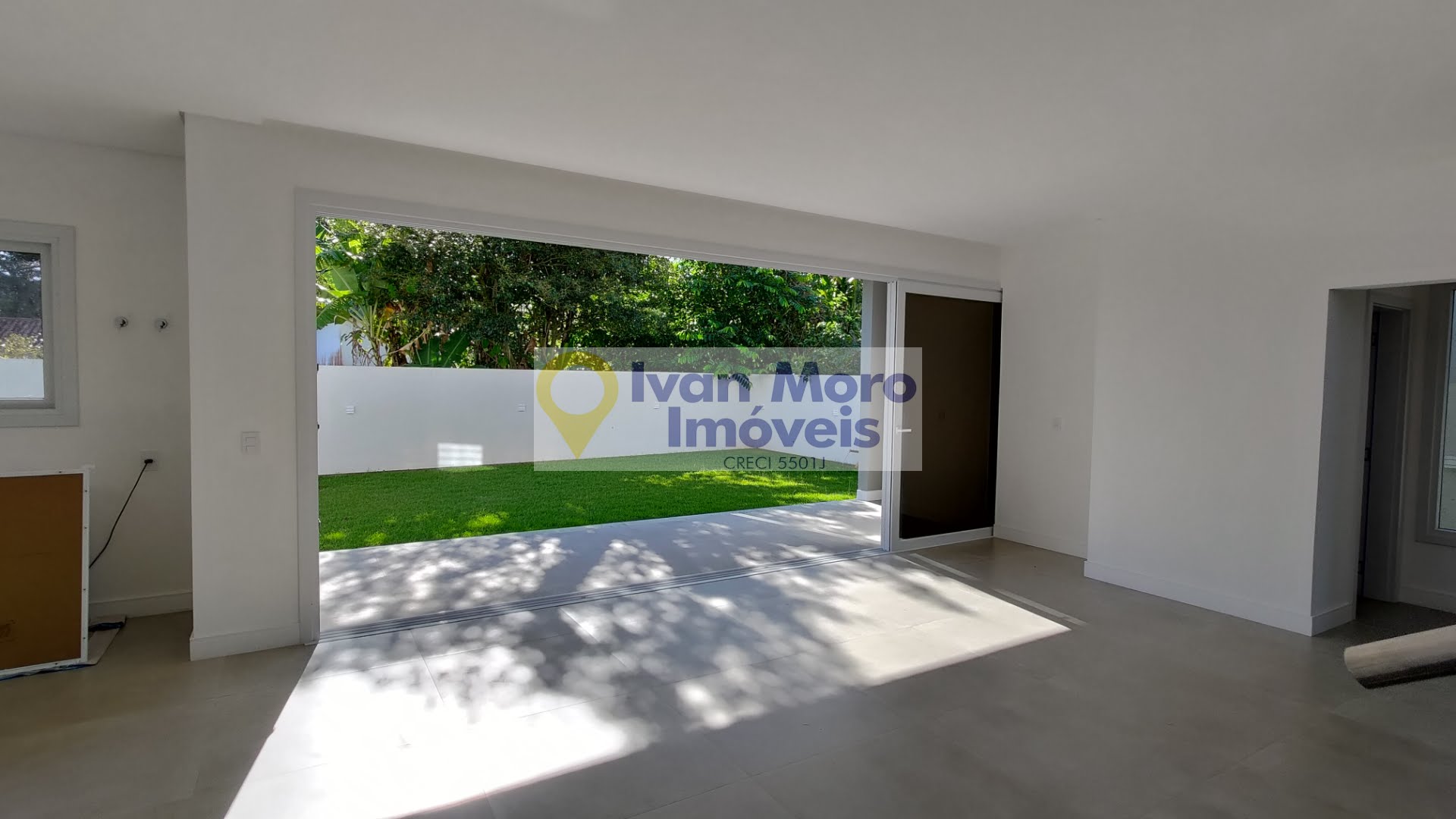 Casa à venda com 3 quartos, 3 suítes, 2 vagas e 269m² no Cachoeira do Bom Jesus, Florianópolis (SC) — foto 13 de 30