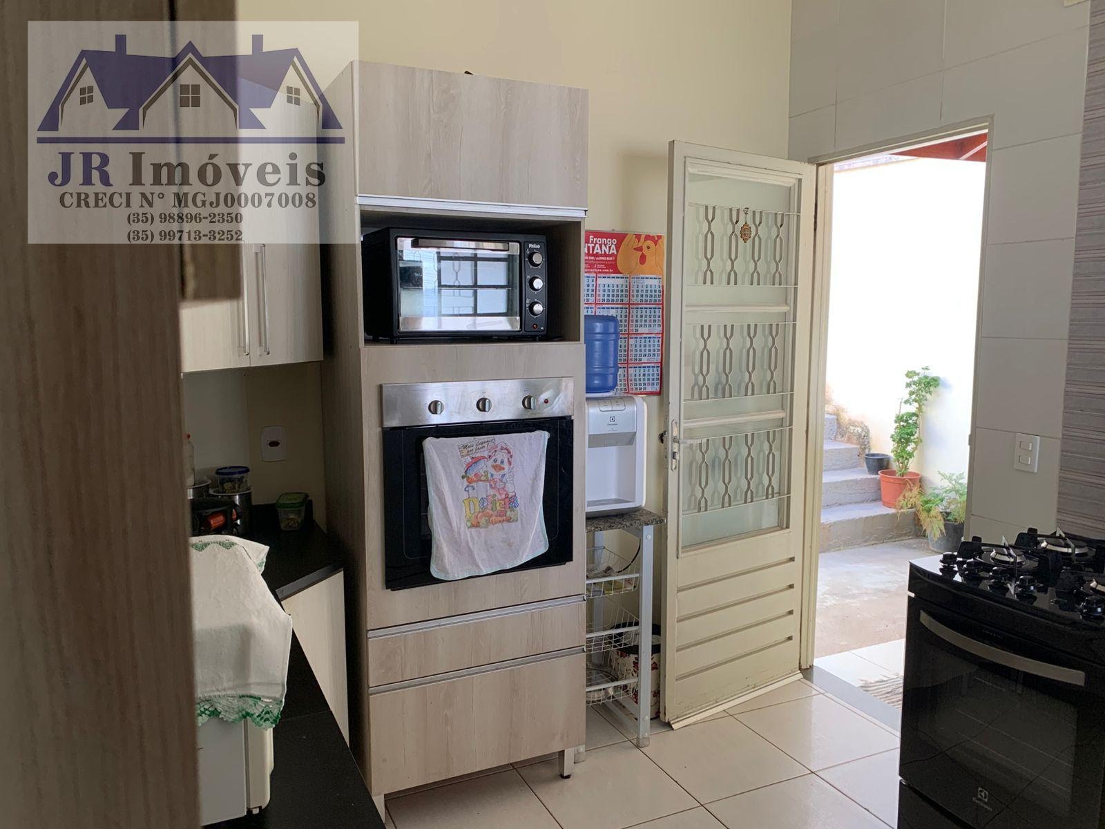 Casa à venda com 2 quartos, 1 banheiro, 2 vagas e 250m² no Açude, Itajubá (MG) — foto 7 de 17