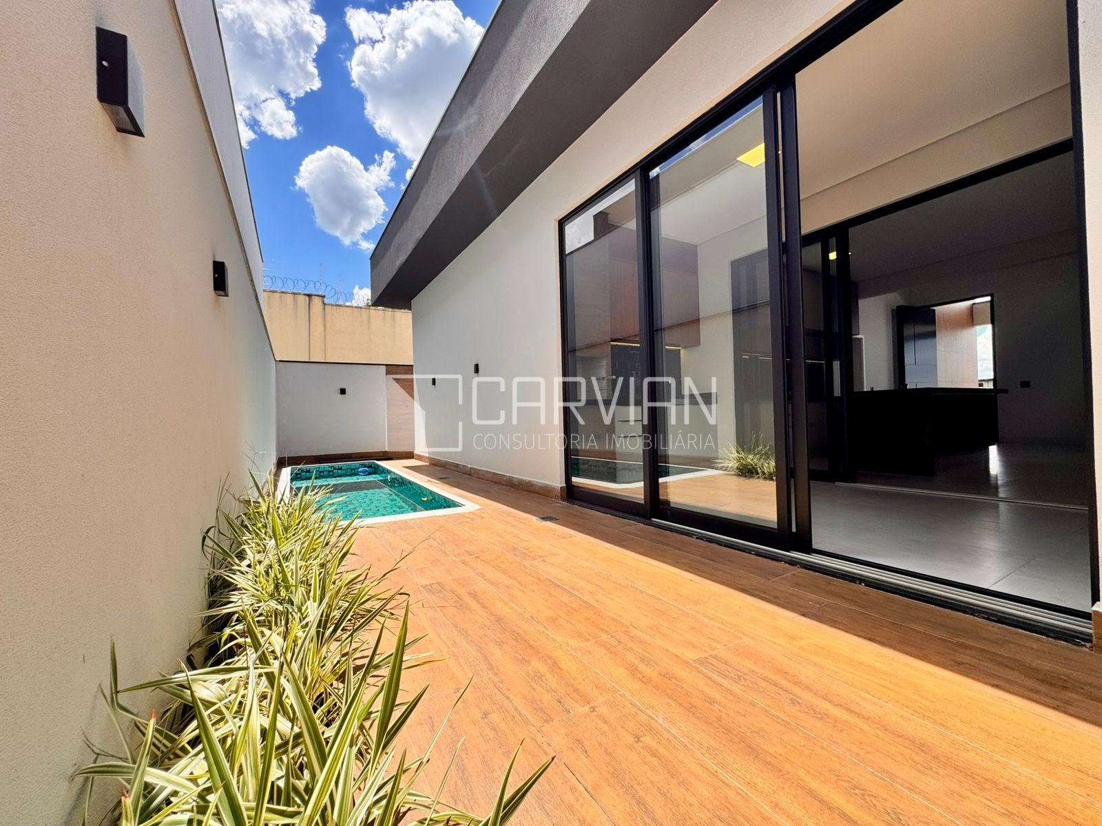 Casa à venda com 3 quartos, 1 suíte, 4 vagas e 258m² no Bomfim Paulista, Ribeirão Preto (SP) — foto 7 de 30