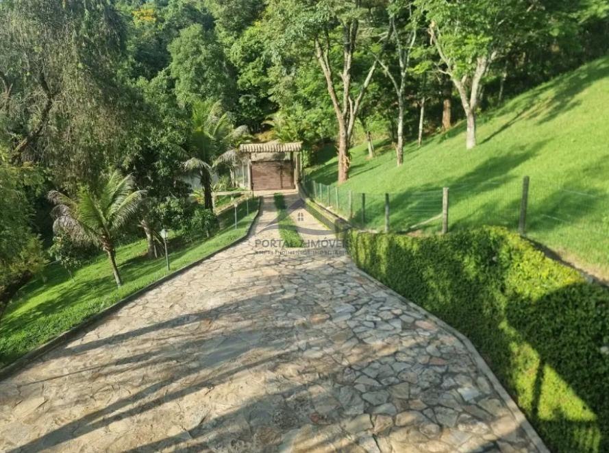 Casa à venda com 3 quartos, 1 suíte, 6 vagas e 370m² no Andiroba, Esmeraldas (MG) — foto 3 de 30