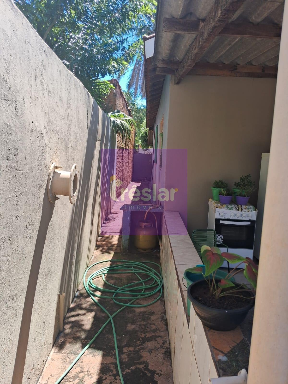 Casa à venda com 2 quartos, 2 banheiros, 1 vaga e 400m² no Jardim Paranapunga, Três Lagoas (MS) — foto 2 de 12