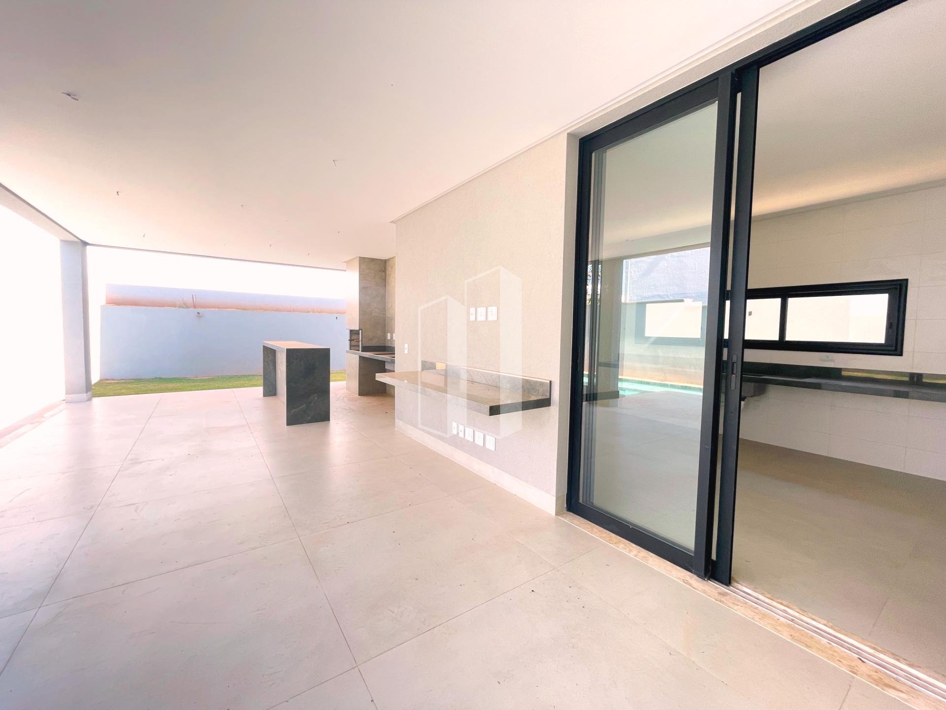 Casa à venda com 5 quartos, 5 suítes, 4 vagas e 380m² no Alphaville Flamboyant Residencial Araguaia, Goiânia (GO) — foto 8 de 16