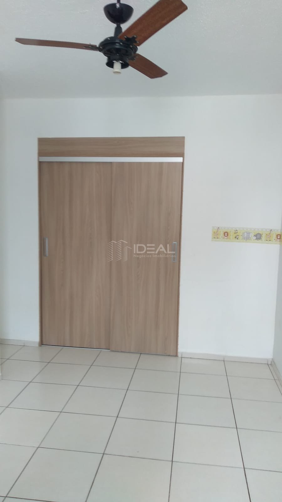 Apartamento de 2 quartos para venda ou locação no Parque Guarani no Joquei Club - Campos dos Goytacazes, RJ