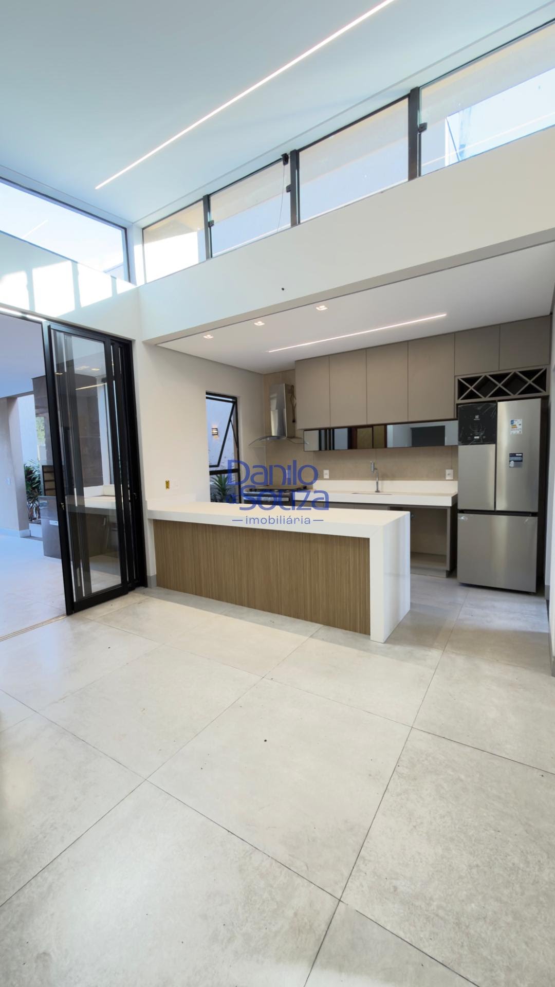 Casa à venda com 3 quartos, 1 suíte, 4 vagas e 360m² no Villagio Park, Araxá (MG) — foto 10 de 30
