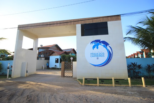 casa duplex praia carneiros cond. village 3