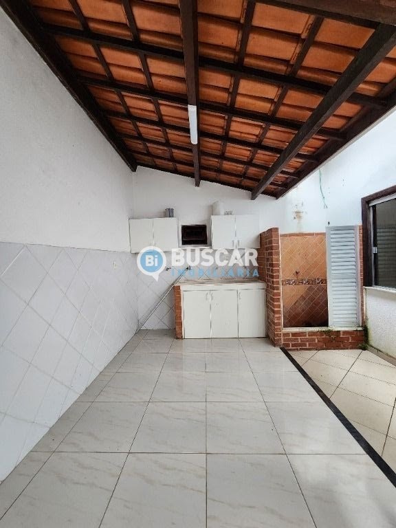 Casa à venda com 3 quartos, 3 suítes, 2 vagas e 200m² no Sim, Feira de Santana (BA) — foto 6 de 13