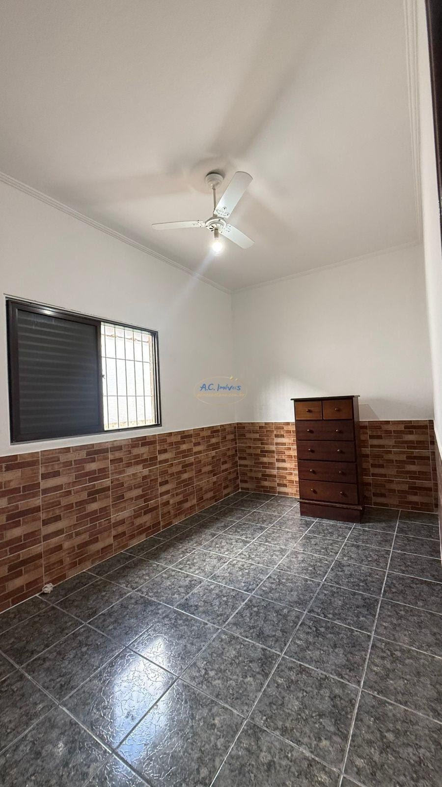 Casa à venda com 2 quartos, 1 suíte, 2 vagas e 70m² no Cidade Ocian, Praia Grande (SP) — foto 17 de 28