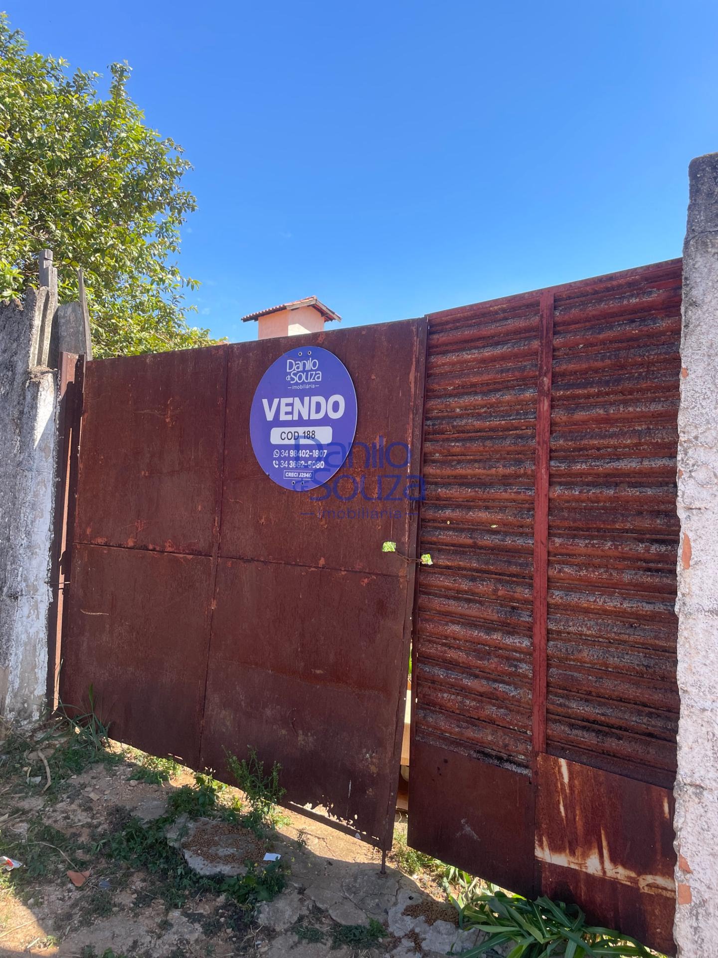 Terreno à venda com 975m² de terreno no Santo Antônio, Araxá — foto principal