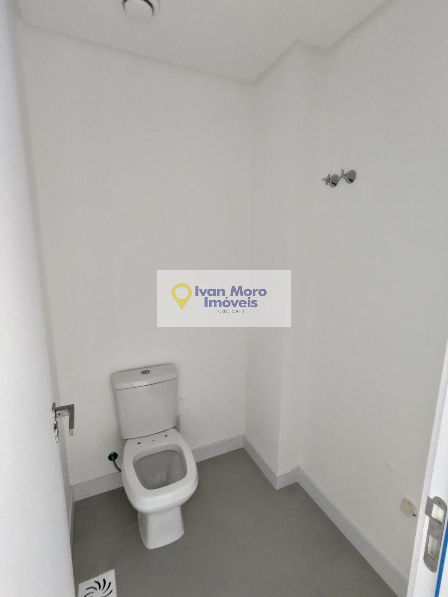 Apartamento à venda com 3 quartos, 3 suítes, 2 vagas e 110m² no Centro, Florianópolis (SC) — foto 21 de 30