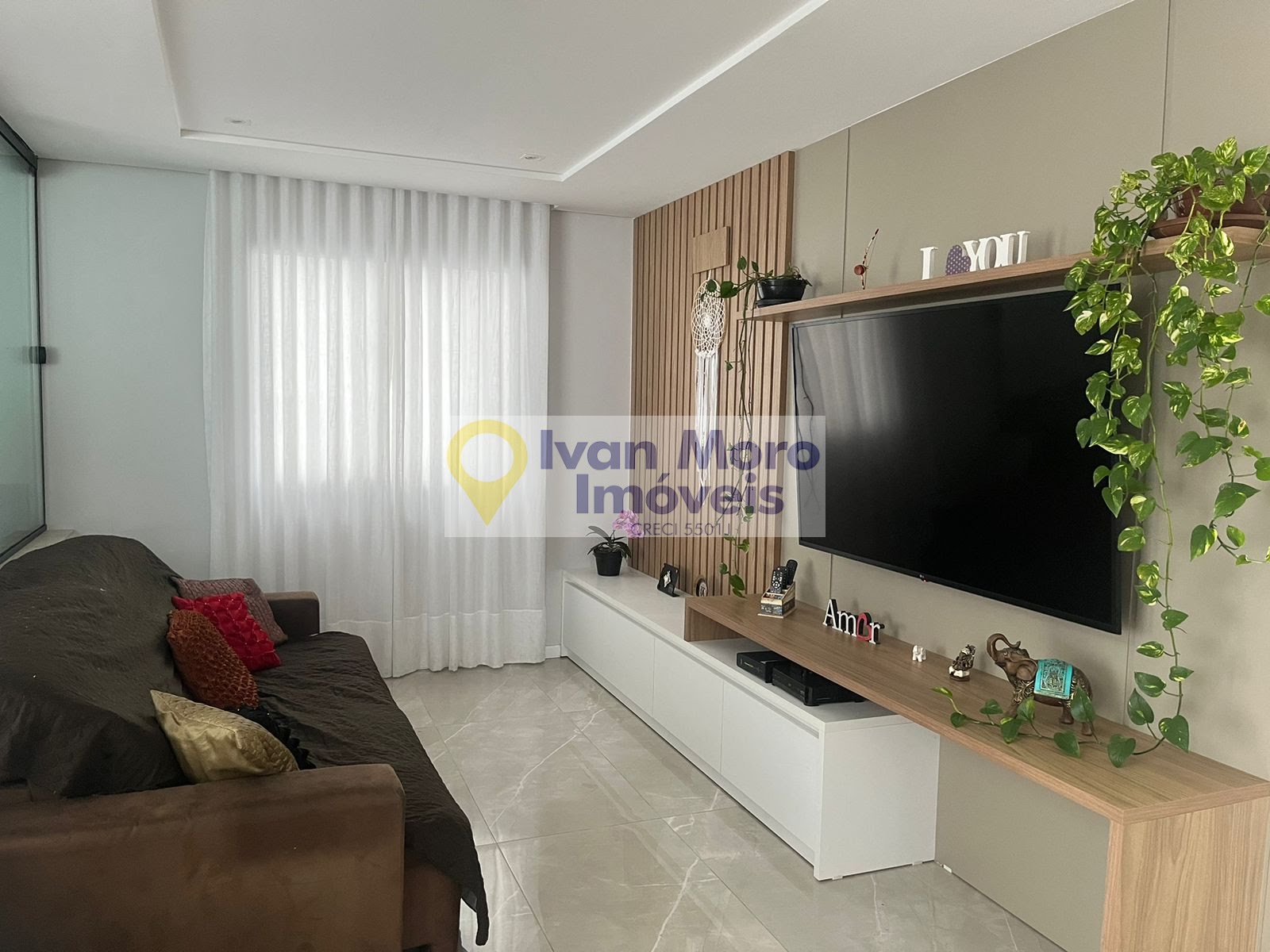 Casa para alugar com 3 quartos, 2 suítes, 3 vagas e 250m² no Daniela, Florianópolis (SC) — foto 4 de 21