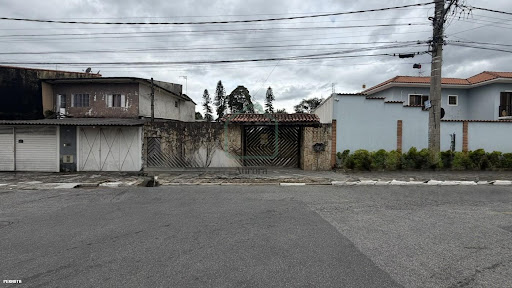 Terreno para Venda em Poá / SP no bairro Jardim Medina 