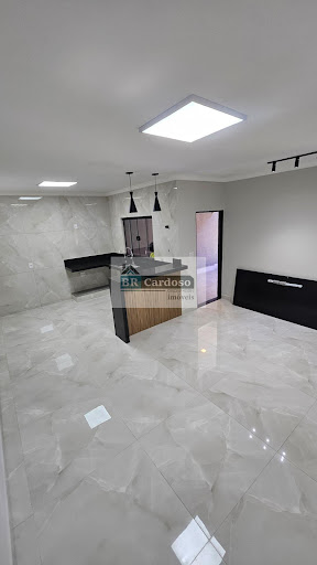 Casa à venda em São José, Franca: 3 dormitórios, 1 suíte, 2 banheiros por R$ 449.900.