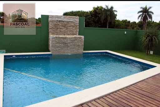 "Casa no Condomínio Granja Corriente- 5 Dormitórios à Venda"