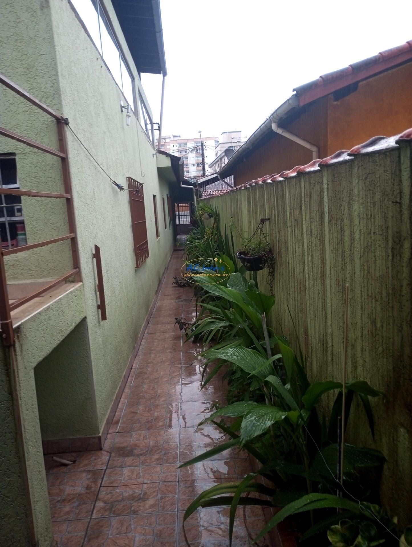 Casa à venda com 3 quartos, 1 suíte, 2 vagas e 180m² no Aviação, Praia Grande (SP) — foto 19 de 23