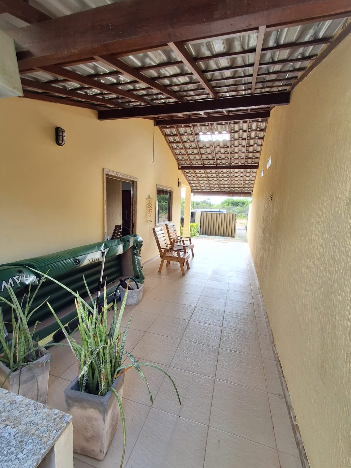 Casa dupolex de 4 quartos para venda no Condomínio Marisol na praia de Manguinhos - São Francisco, RJ