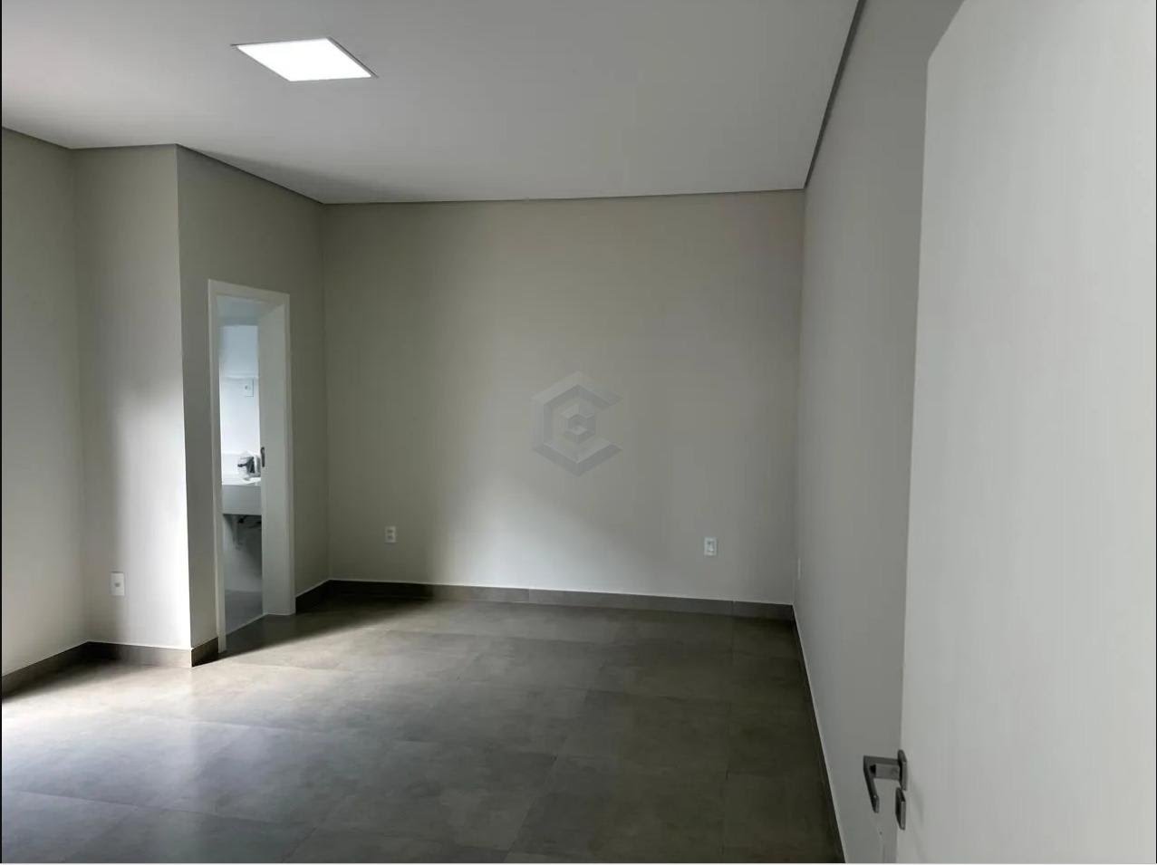 Casa à venda com 3 quartos, 1 suíte, 3 vagas e 132m² no Jardim Wanel Ville IV, Sorocaba (SP) — foto 20 de 30
