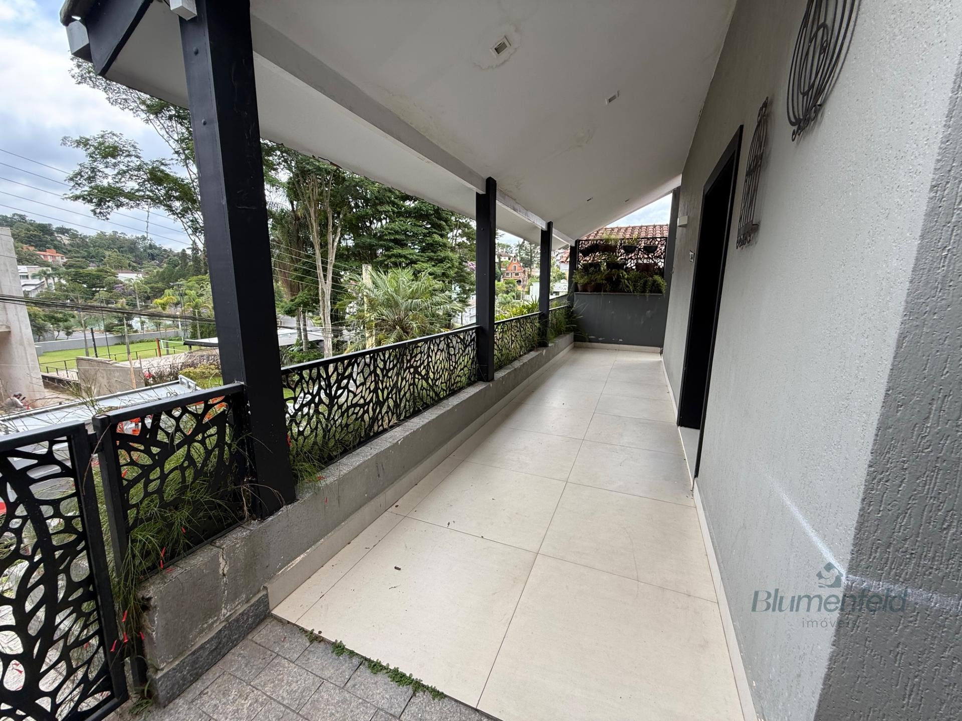 Casa à venda com 4 quartos, 4 suítes, 4 vagas e 300m² no Condomínio Arujazinho IV, Arujá (SP) — foto 25 de 30
