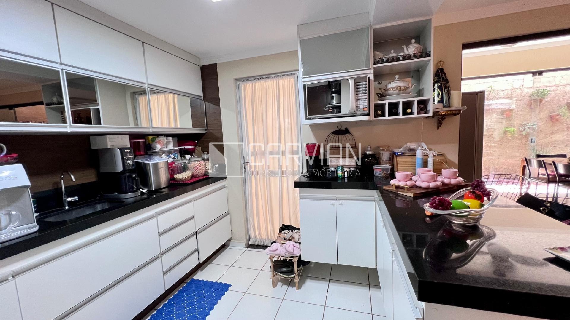 Casa à venda com 3 quartos, 1 suíte, 2 vagas e 202m² no Condomínio Guaporé, Ribeirão Preto (SP) — foto 2 de 30