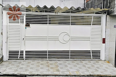 Casa em Jardim Cotinha  -  São Paulo