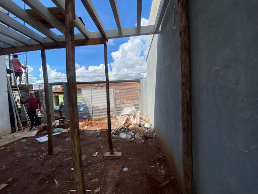 Sobrado em Conjunto Aero Rancho  -  Campo Grande