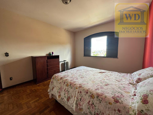 Compre casa no bairro São Jorge-  Barbacena