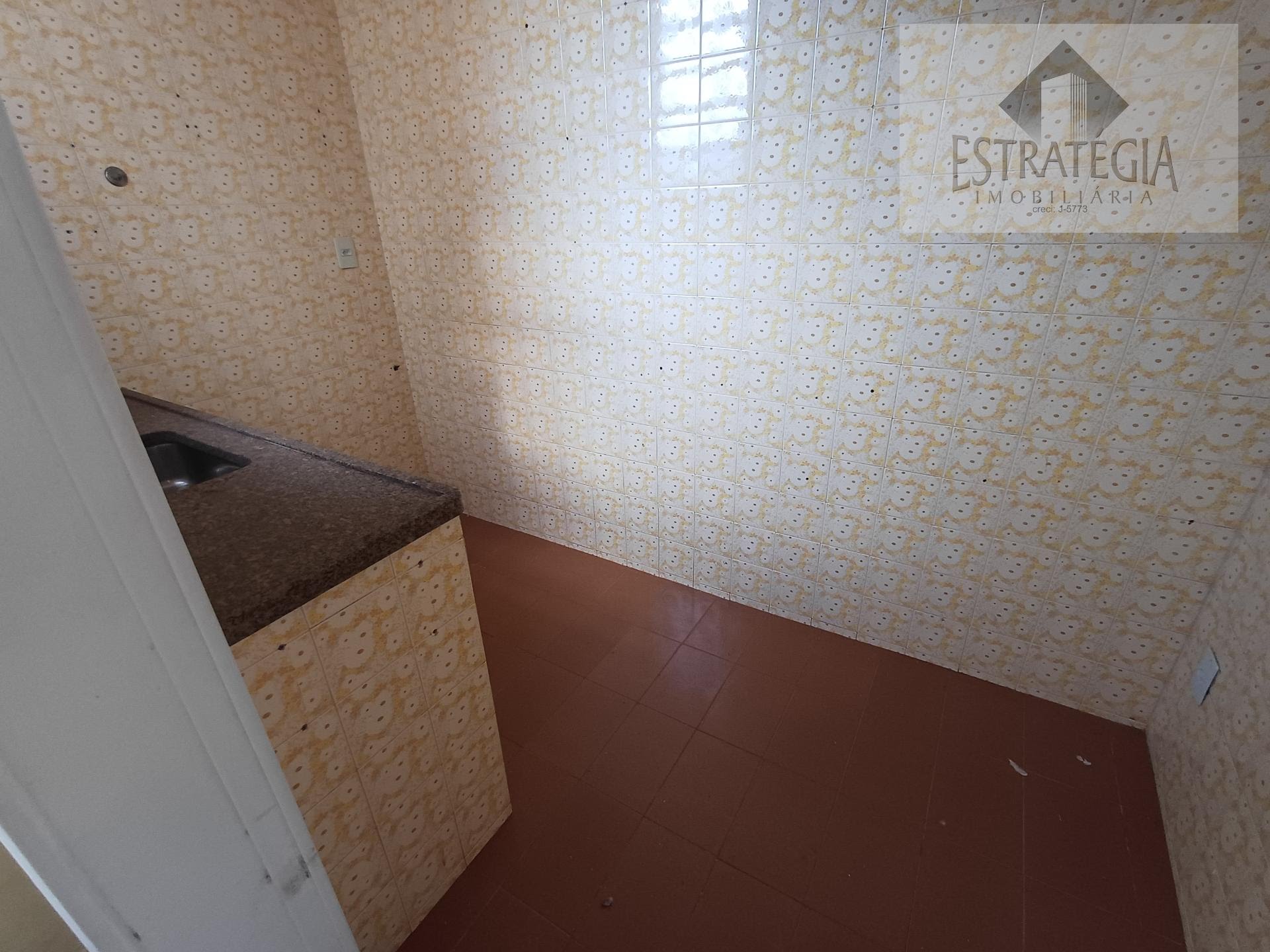 Apartamento para alugar com 3 quartos, 1 banheiro e 1 vaga no Valparaíso, Petrópolis (RJ) — foto 7 de 16