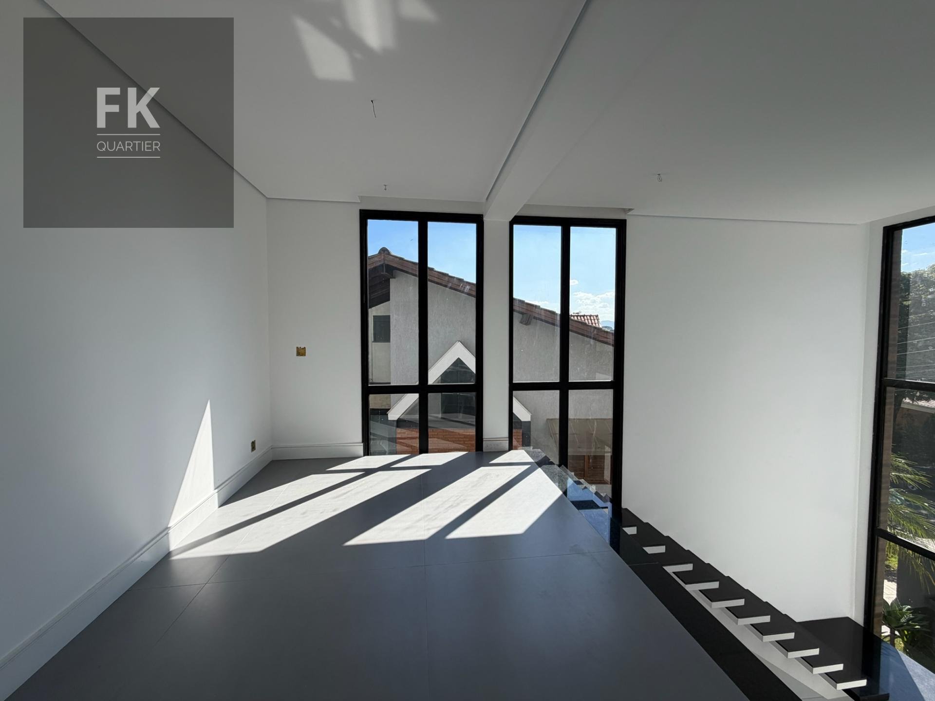 Casa à venda com 4 quartos, 4 suítes, 4 vagas e 408m² no Alphaville, Santana de Parnaíba (SP) — foto 24 de 30