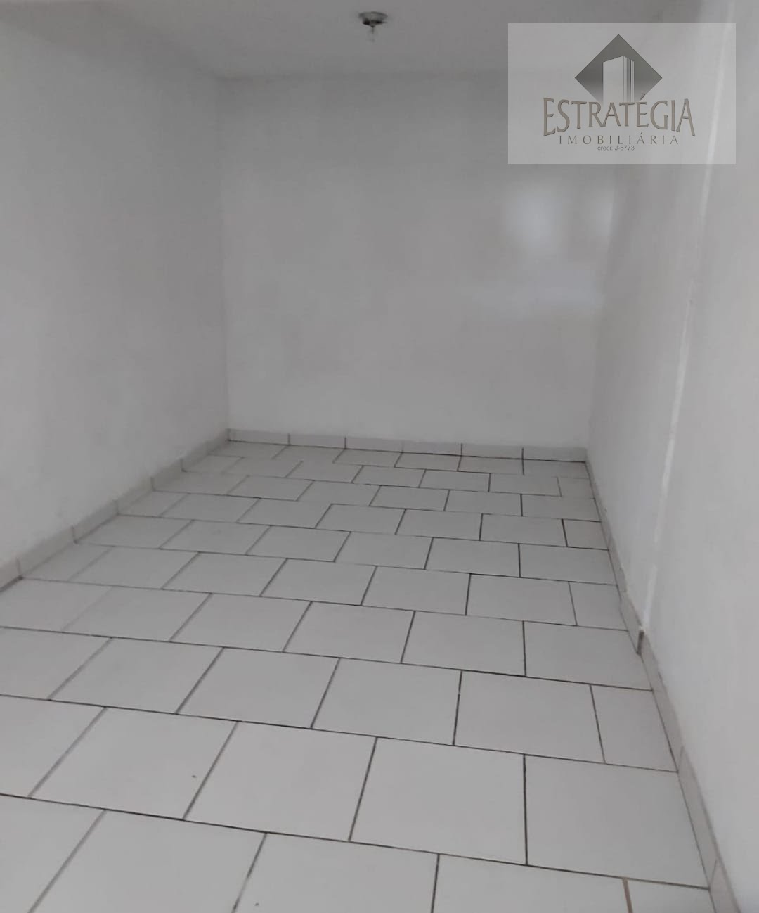 Casa à venda com 3 quartos, 1 suíte, 6 vagas e 380m² no Castelânea, Petrópolis (RJ) — foto 21 de 24