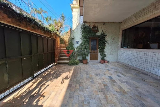 Casa à venda no Humaitá: 250m², 5 quartos, R$ 2.850.000