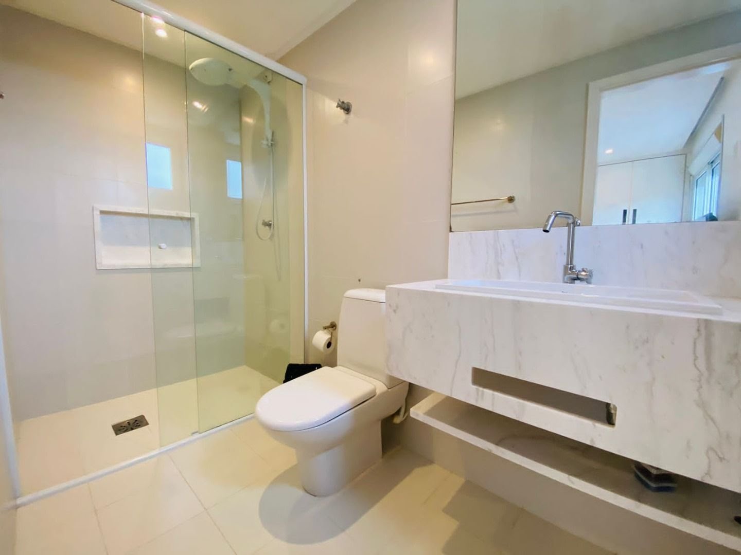 Apartamento à venda com 4 quartos, 5 banheiros, 2 vagas e 200m² no Praia de Itaguá, Ubatuba (SP) — foto 24 de 24