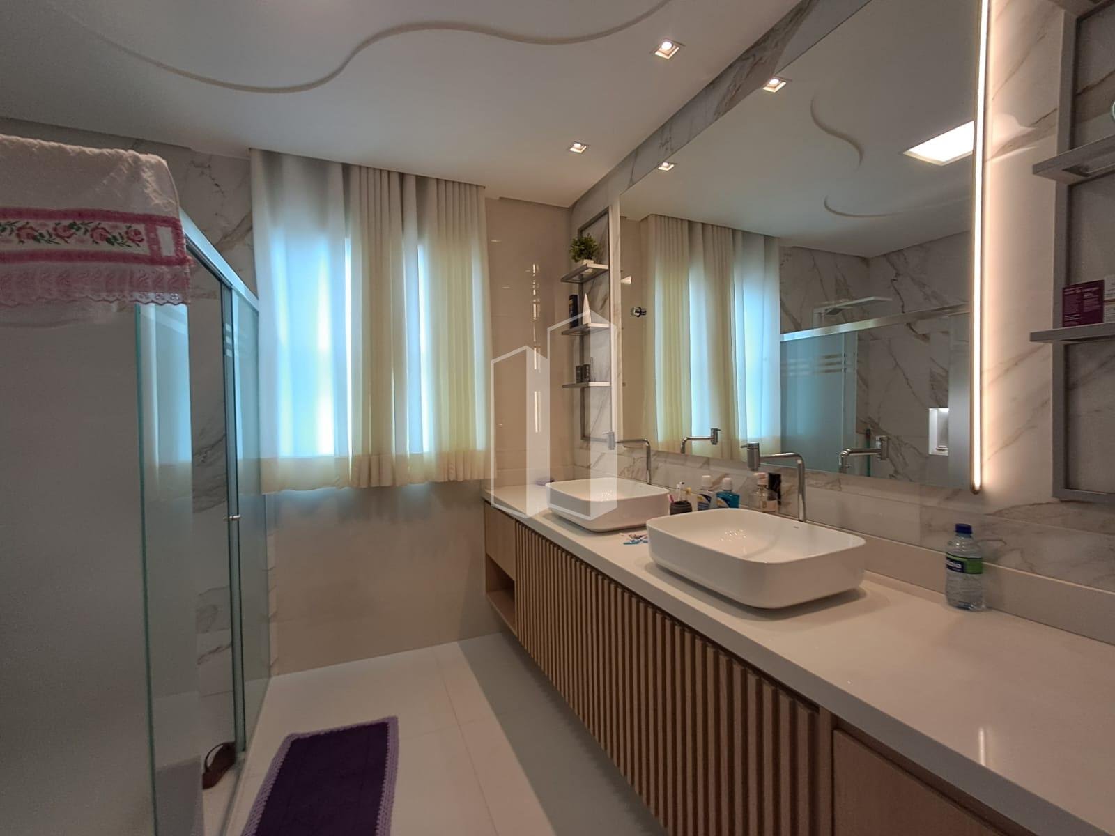 Casa à venda com 5 quartos, 4 suítes, 5 vagas e 370m² no Jardim Planalto, Goiânia (GO) — foto 25 de 30