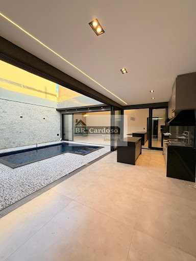 Casa à venda em Jardim Piratininga II, Franca | 3 suítes