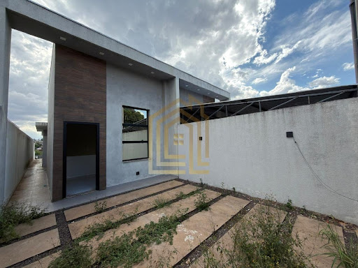 Casa à Venda no bairro Morumbi Cascavel: 3 Quartos, 63m², R$350mil
