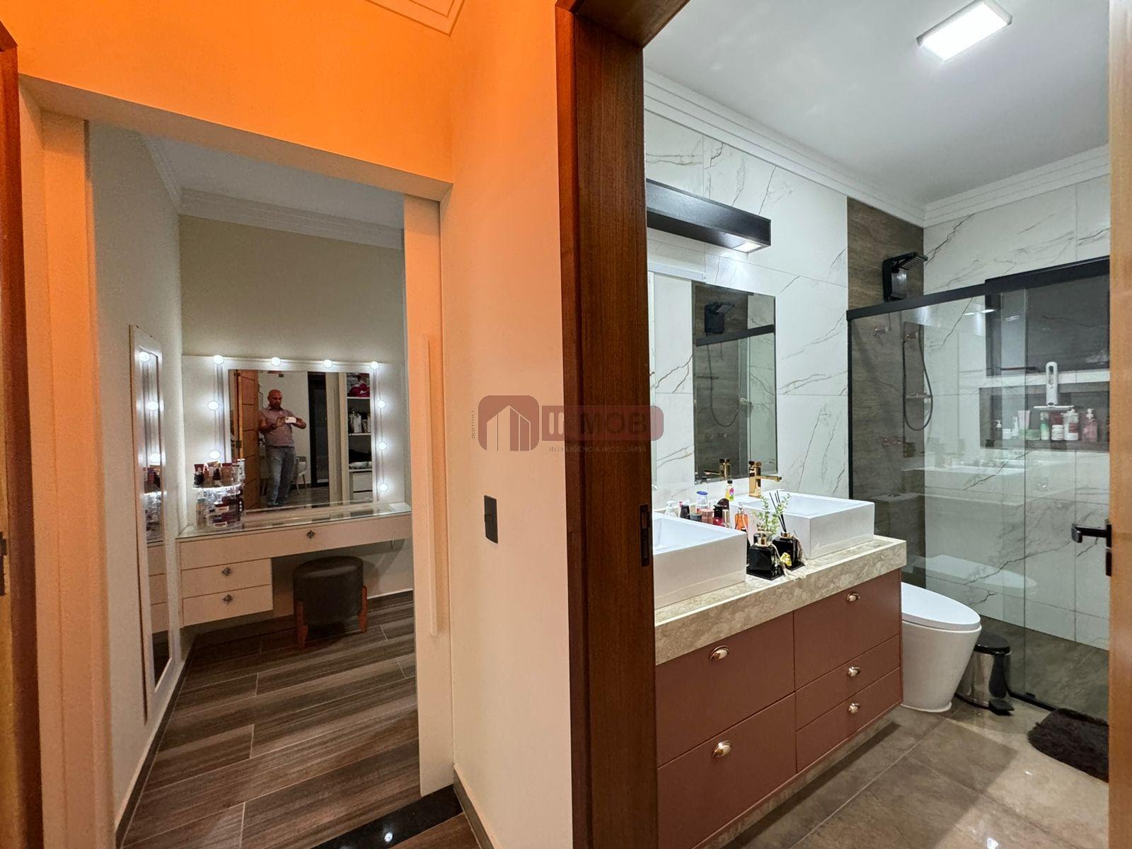 Casa à venda com 3 quartos, 2 suítes, 2 vagas e 267m² no Loteamento Residencial Parque das Araucárias, Tremembé (SP) — foto 19 de 30