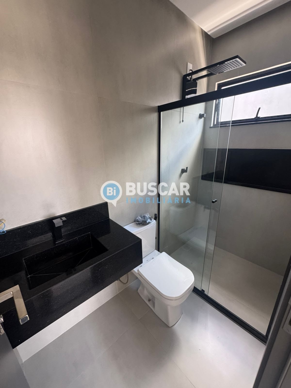 Casa à venda com 4 quartos, 3 suítes, 4 vagas e 314m² no Sim, Feira de Santana (BA) — foto 9 de 11