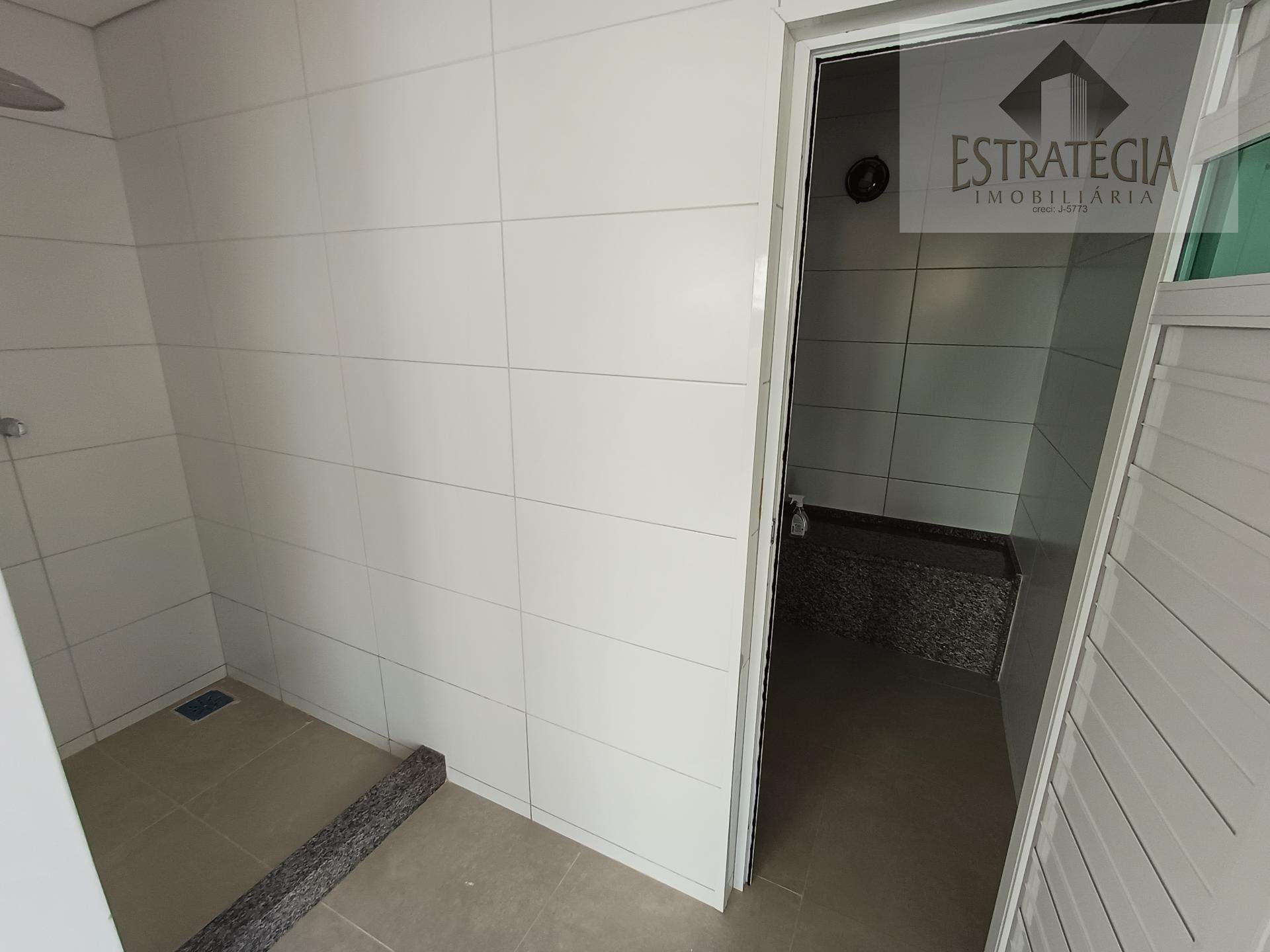 Apartamento para alugar com 2 quartos, 1 suíte, 1 vaga e 68m² no Retiro, Petrópolis (RJ) — foto 16 de 16
