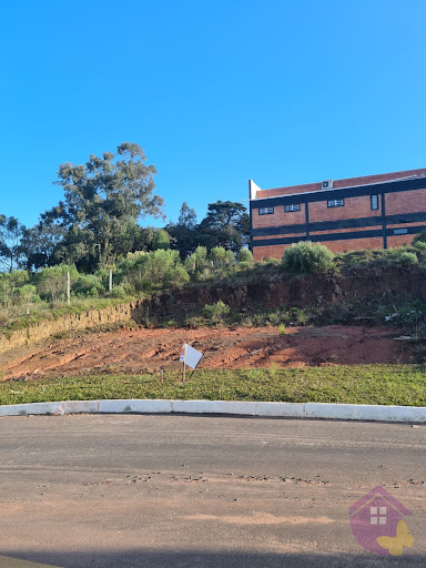 Lote / Terreno em Petrópolis  -  Lages