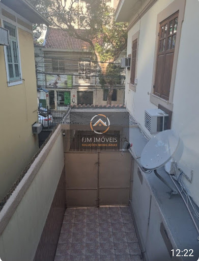FJM imóveis vende: Casa na primeira quadra da praia no Ingá, Niterói: 4 Quartos, 3 Banheiros, R$1.800.000