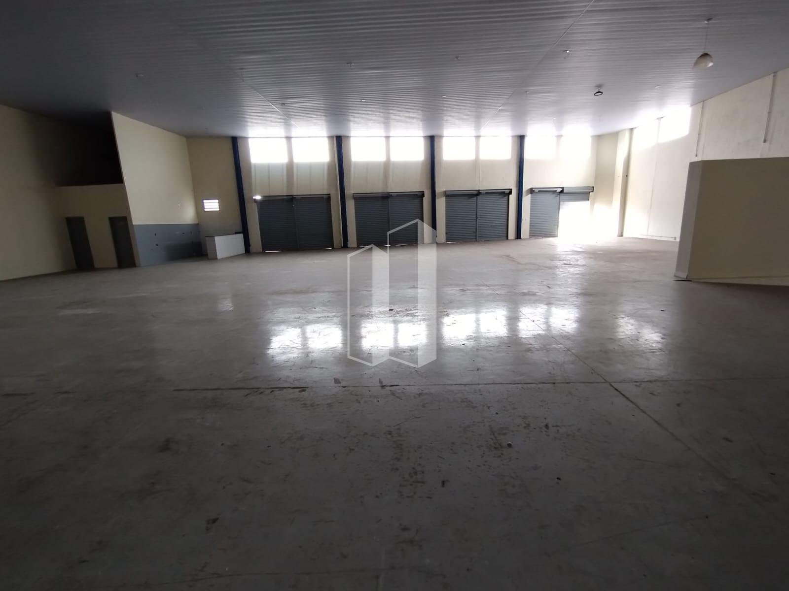Comercial para alugar com 2 banheiros, 8 vagas e 567m² no Itapoã, Aparecida de Goiânia (GO) — foto 14 de 27